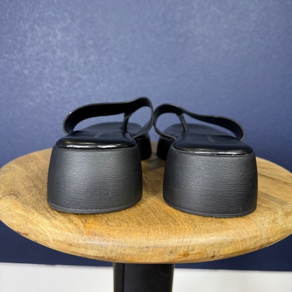 Sincerely Jules NWOT "Happiness" Black Platform Flip-flop Sandals, Size 9.5 - Picture 3 of 8